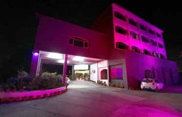 Rix’s Hotel And Resort