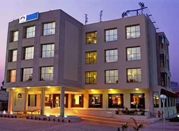 OYO 1210 Hotel Best Western Royal Park