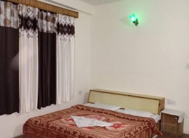 Hotel Deep Forest